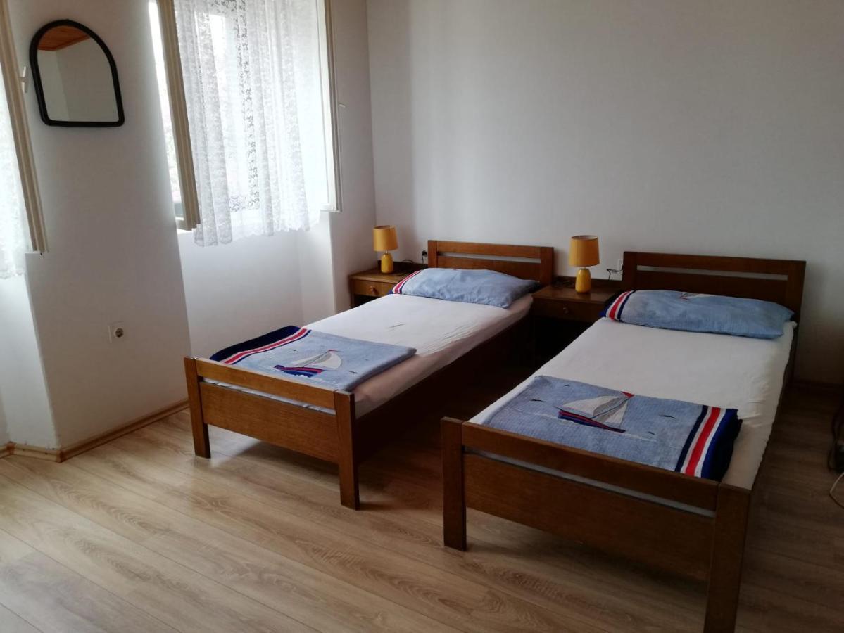 Hostel Flora Mali Lošinj Habitación foto